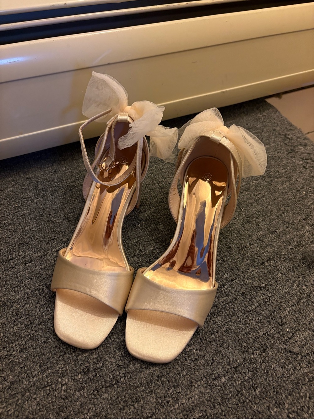 Elegant Satin Ankle-Tie Heels - Champagne